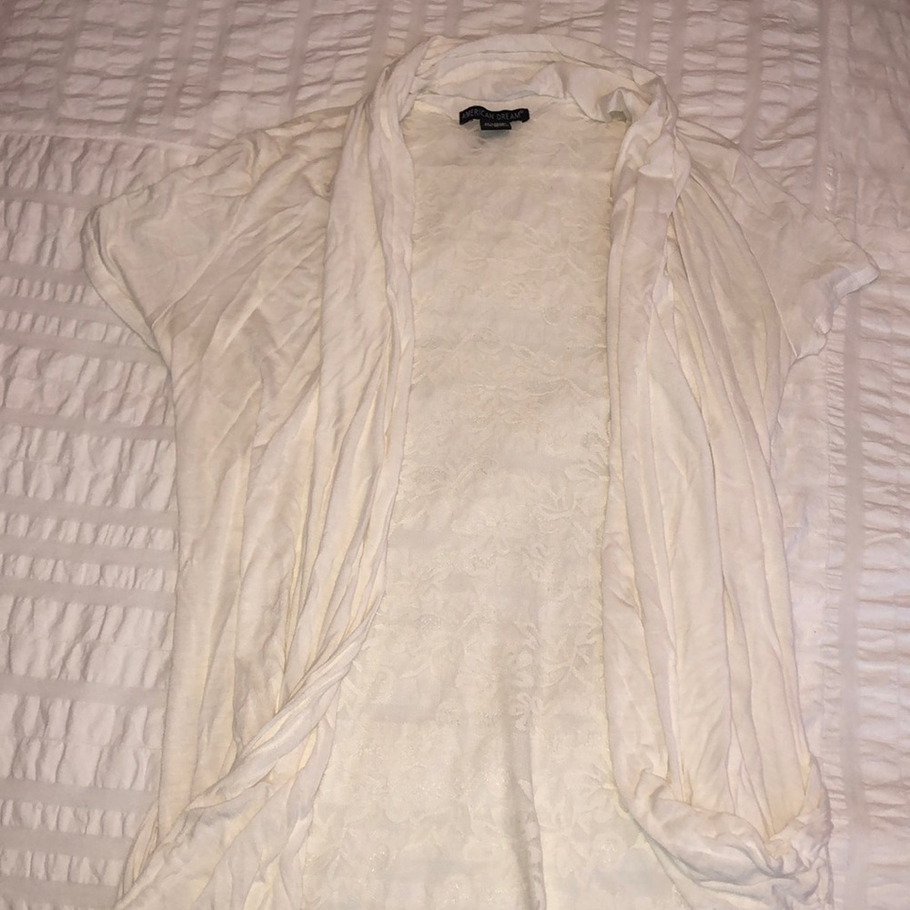 Short sleeve sweater